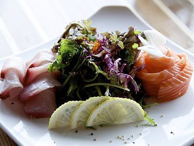 Hanalei – The Dolphin Restaurant Market & Sushi Lounge