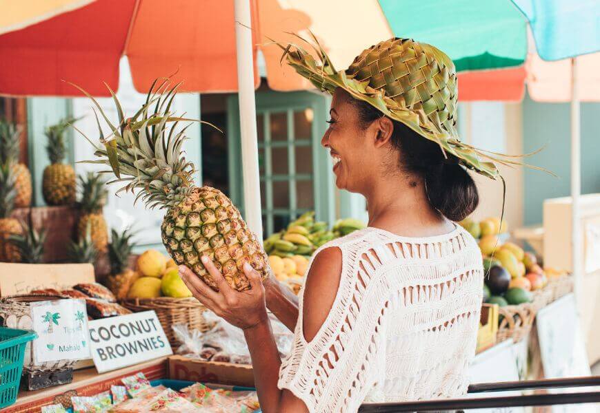 Buy fresh at a Kauai Farmers Market