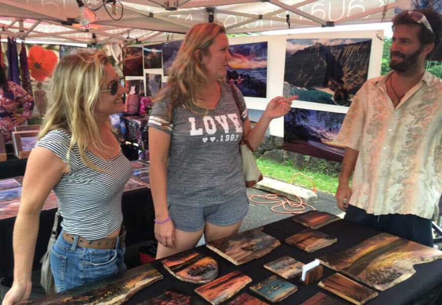 4 best night art markets on Kauai