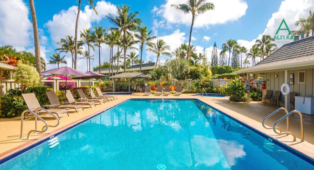 Swimming pool at Ali'i Kai Resort